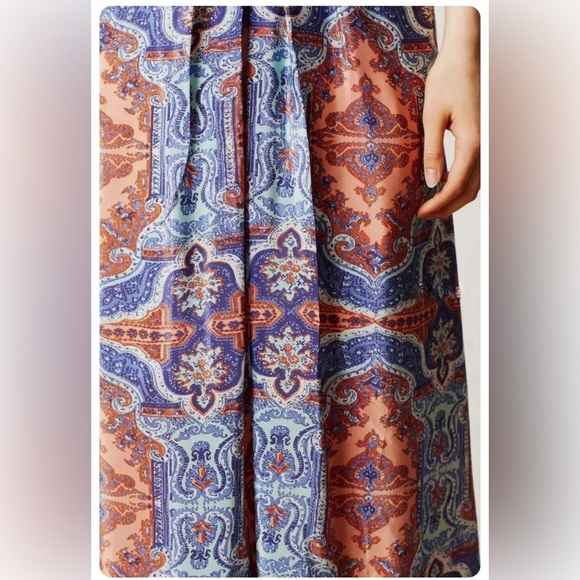 Maeve X Anthropologie 100% Silk Medallion Paisley  Maxi Dress W/ Pockets Size 4P - Picture 4 of 7
